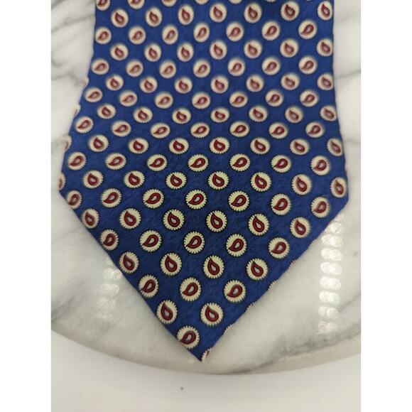 Today's Man All Silk Men's Tie Blue Red Dot Paisley Classic Work Office Office - Picture 2 of 7